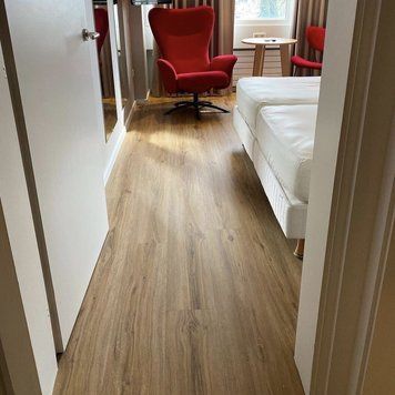 Вінілова підлога Falquon The Floor Wood P1004 Дуб Райлі P1004 &mdash; зображення товару