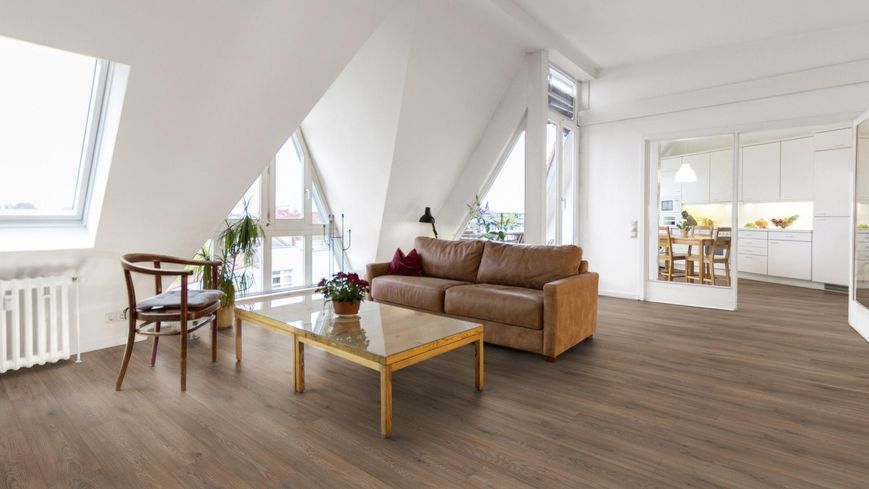 Ламинат Kaindl AQUALINE XPT Wide Plank 4V 8mm K2773 Дуб CREMONA TARTUFO K2773 &mdash; изображение товара